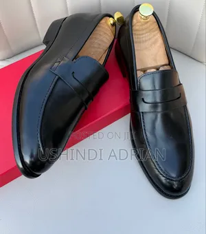 altair Luxe Shoes brand: Clarks full Box