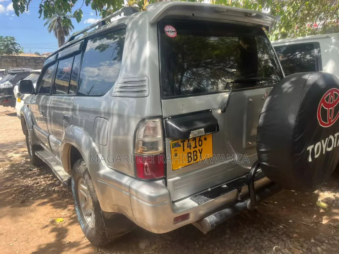 Toyota Land Cruiser Prado 1999 Silver