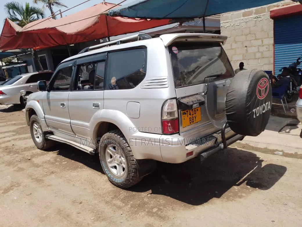 Toyota Land Cruiser Prado 1999 Silver