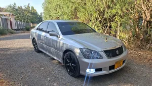 Toyota Crown Royale 2005 Silver