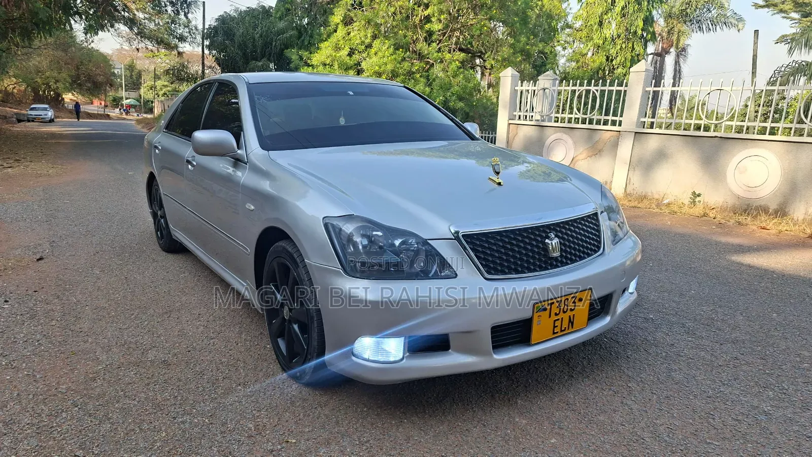 Toyota Crown Royale 2005 Silver