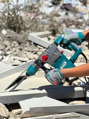 Rotary Hammer 1800W Total