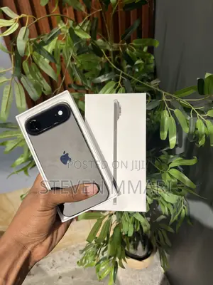 New Apple iPhone Air 256 GB Black