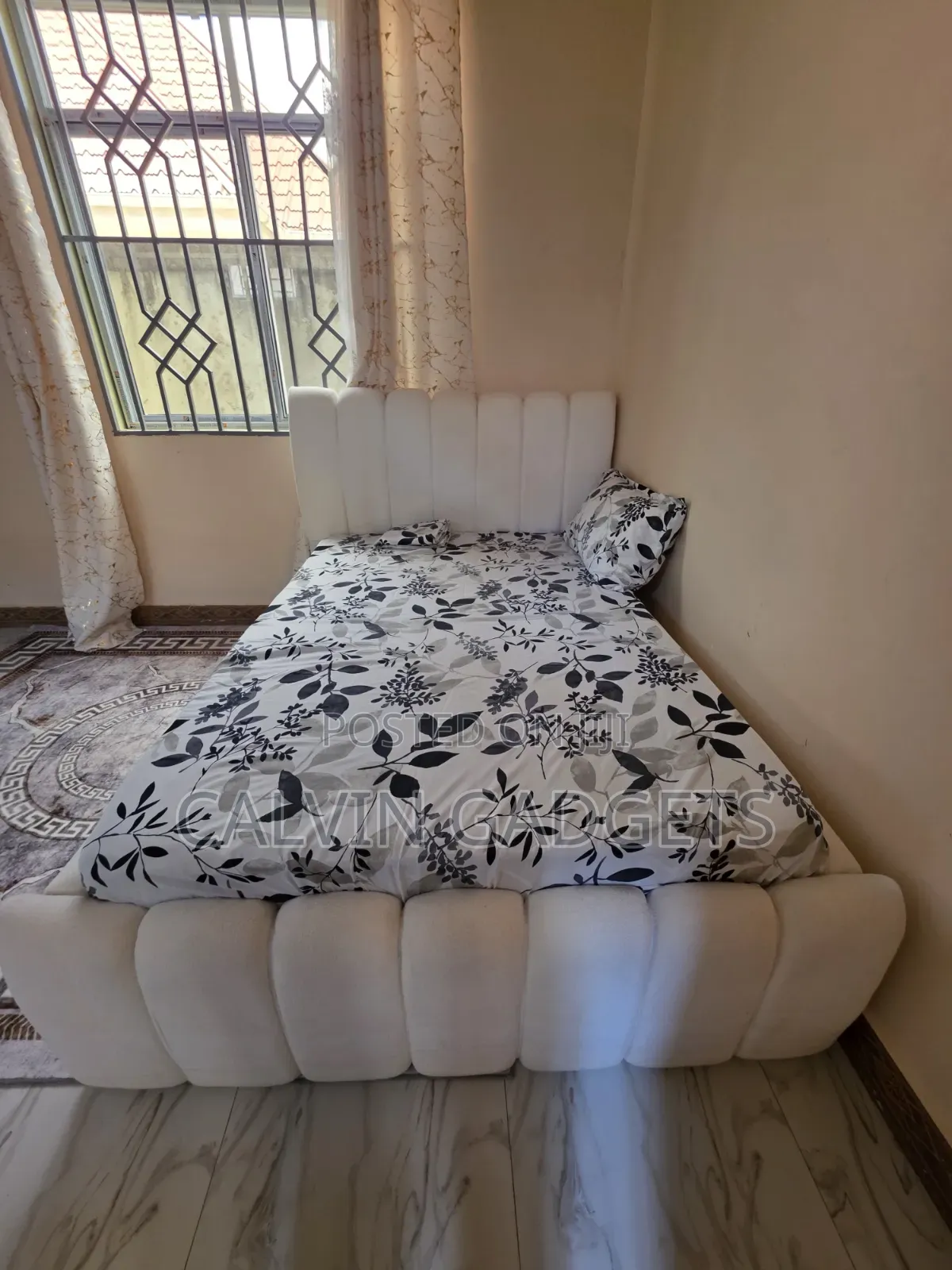 Kitanda Na Godoro