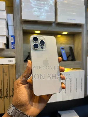 Apple iPhone 15 Pro Max 256 GB Silver