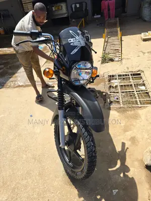 Bajaj Boxer X125 2024 Black