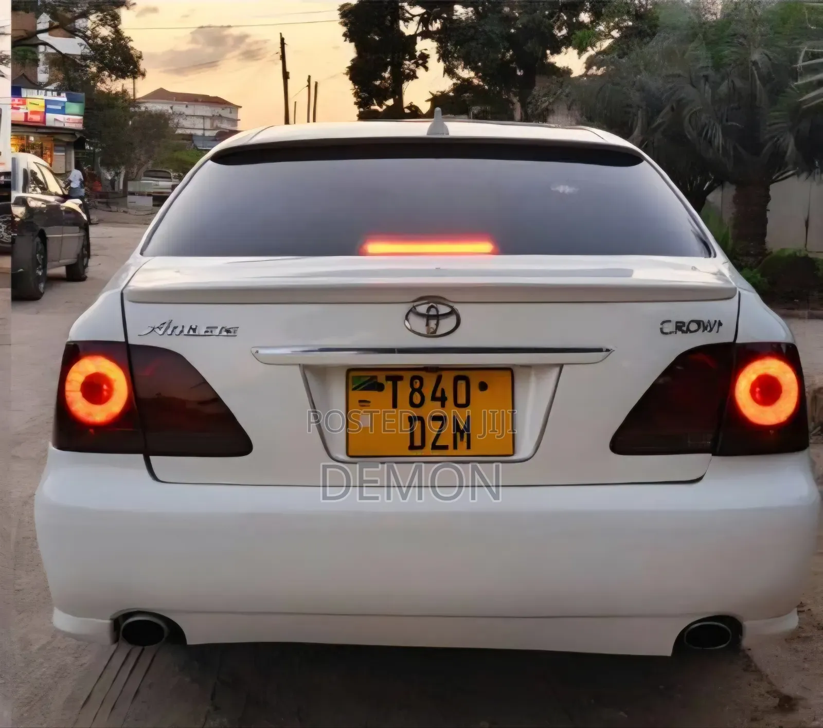 Toyota Crown Royal 2.5 2003 White