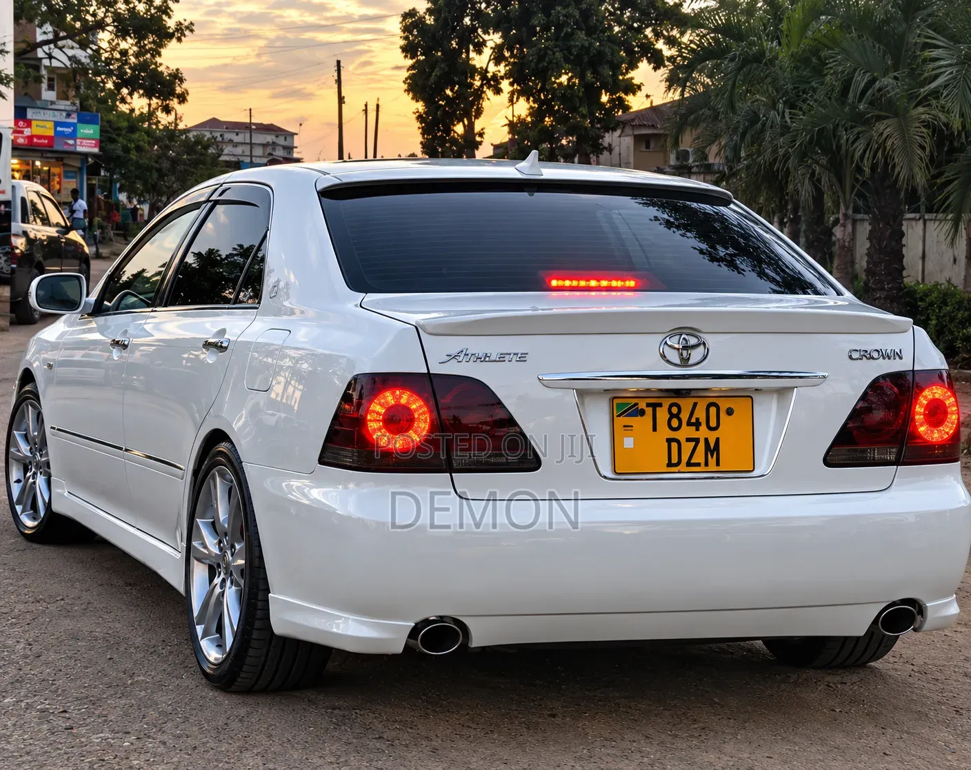 Toyota Crown Royal 2.5 2003 White
