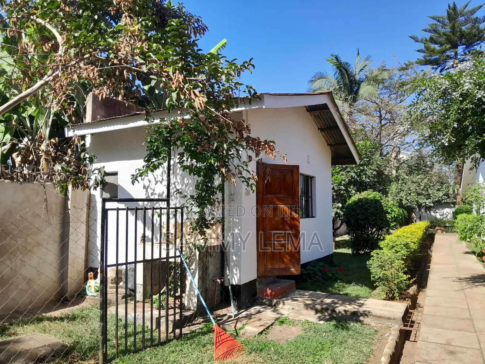 6bdrm Bungalow in Sammysaidy, Njiro for rent
