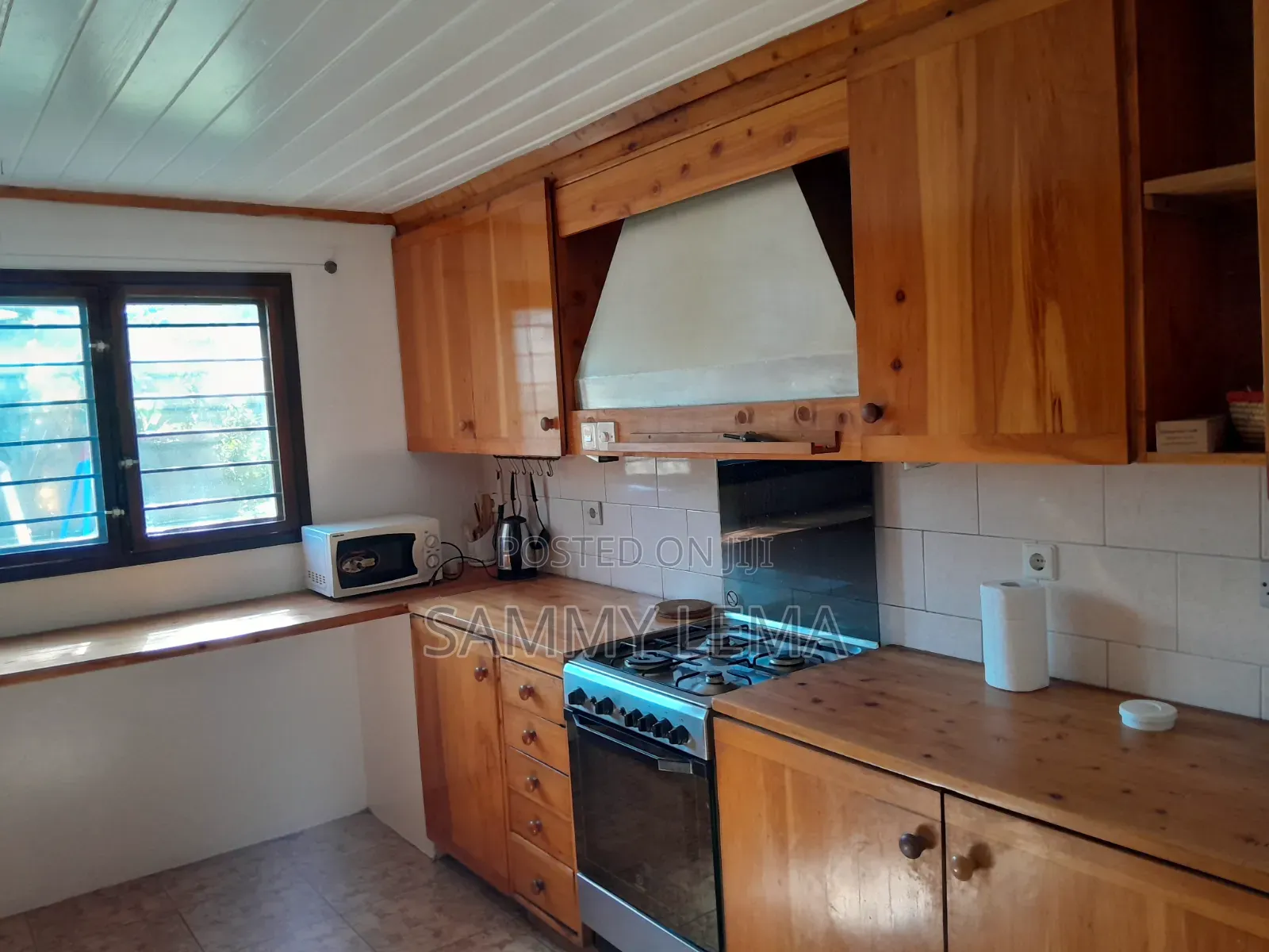 6bdrm Bungalow in Sammysaidy, Njiro for rent