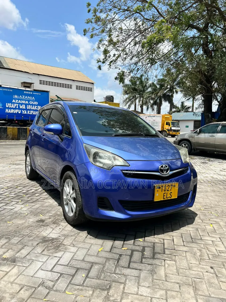 Toyota Ractis 2012 Blue