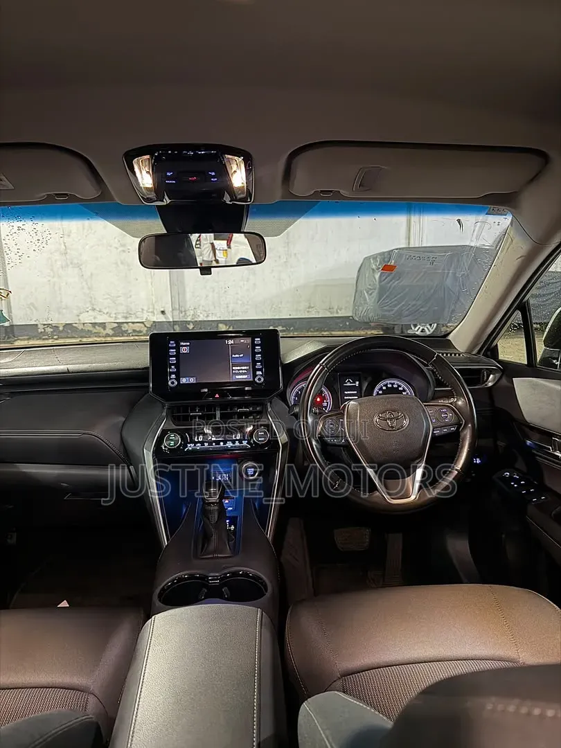 Toyota Harrier 2021 White