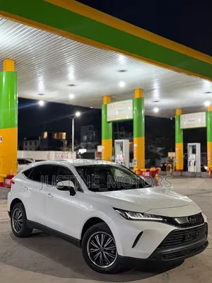 Toyota Harrier 2021 White