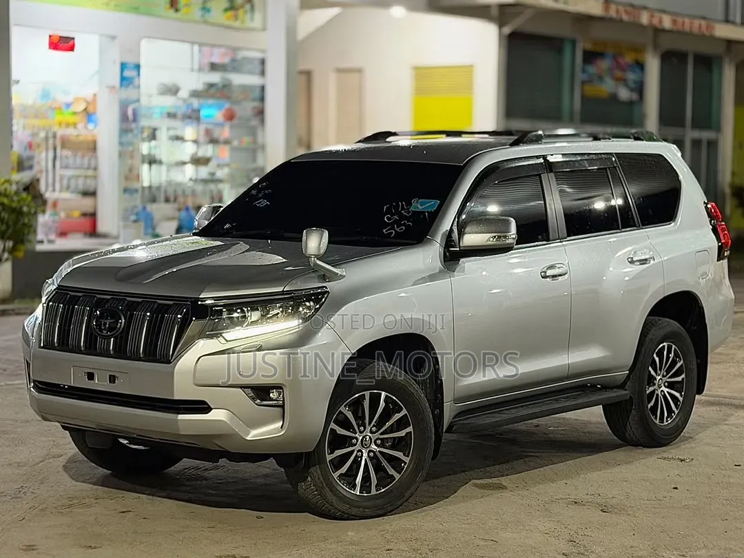 Toyota Land Cruiser Prado 2.8 2020 Silver