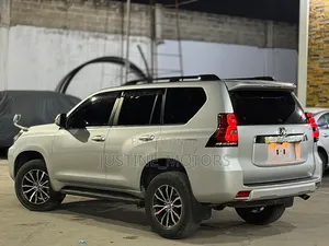 Toyota Land Cruiser Prado 2.8 2020 Silver