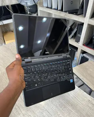 Laptop Dell Latitude 3189 4GB Intel Core i3 SSD 128GB