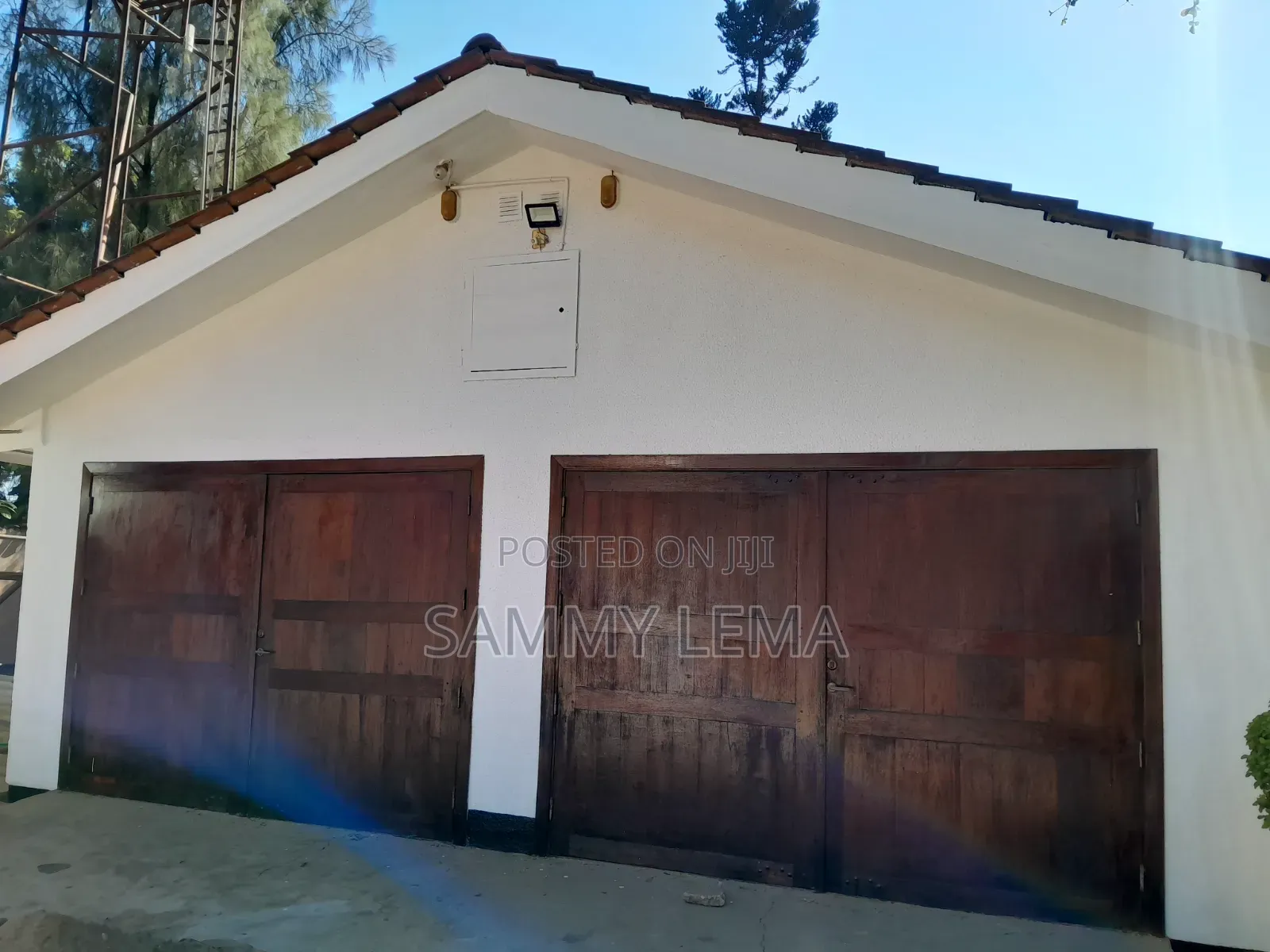 6bdrm Bungalow in Sammysaidy, Njiro for rent