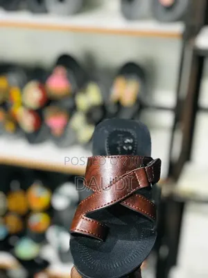 Man Sandals Sapro