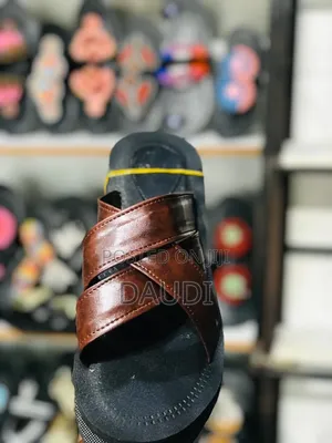 Man Sandals Sapro