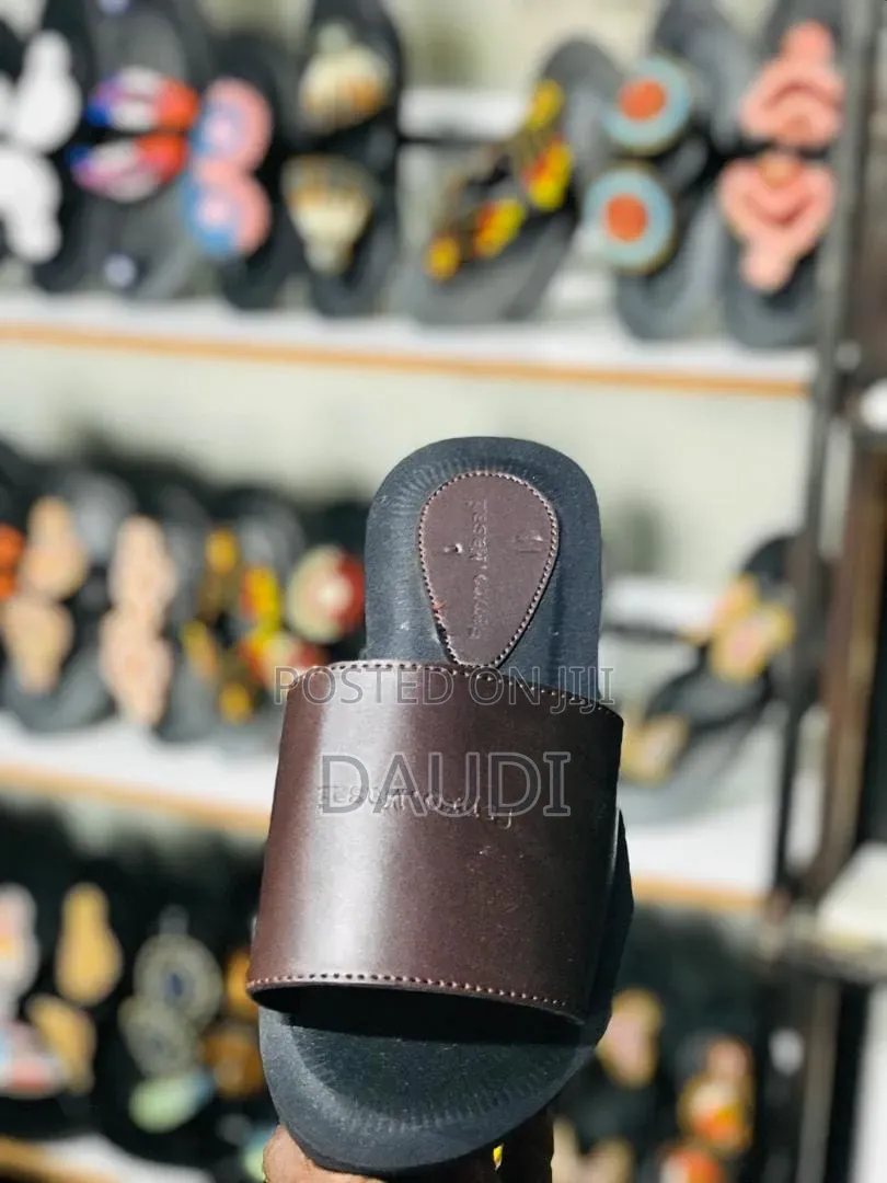 Man Sandals Sapro