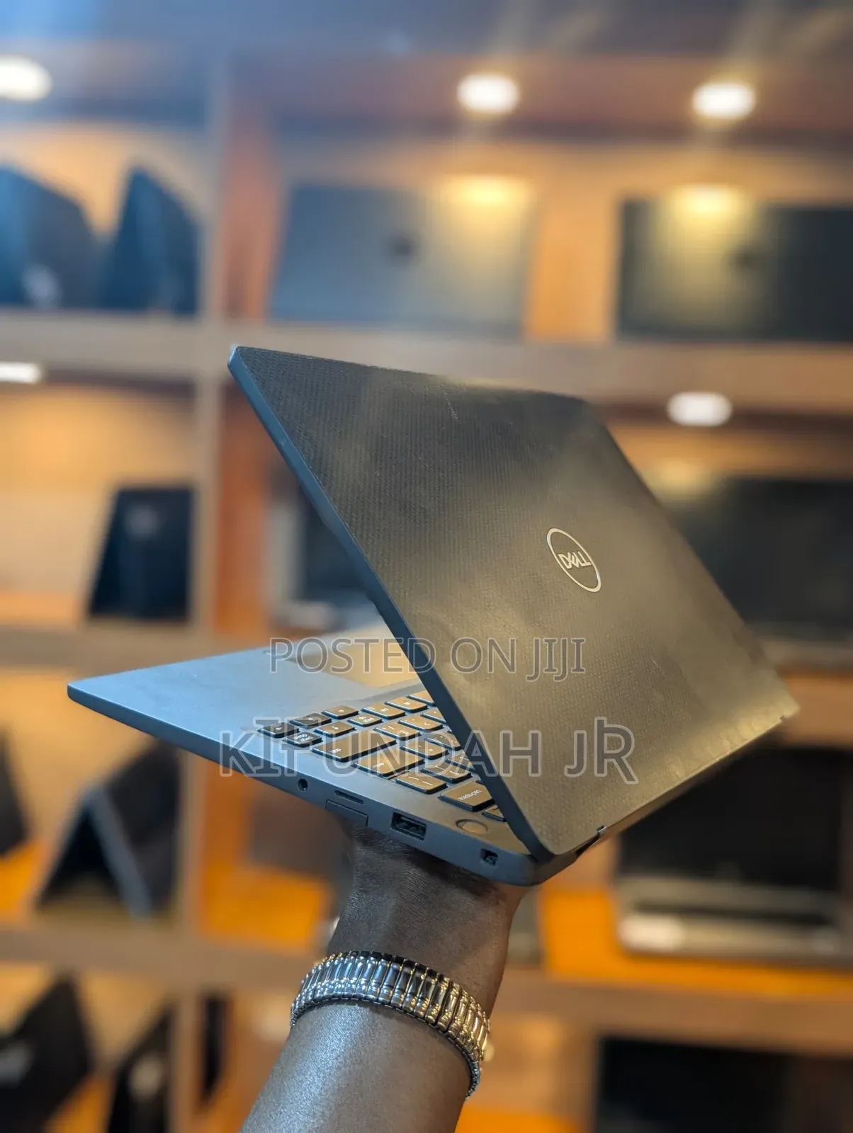 New Laptop Dell Latitude 7400 8GB Intel Core i5 SSD 256GB