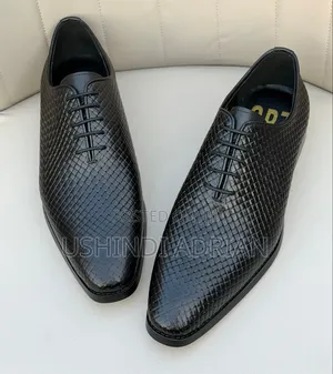 MEN’S SHOES-PREMIUM CR7Full Box