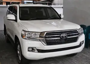 Toyota Land Cruiser 2021 White