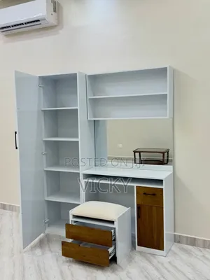 Dress Table Very Classic Kwa 