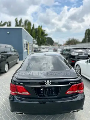 Toyota Crown 2009 Black