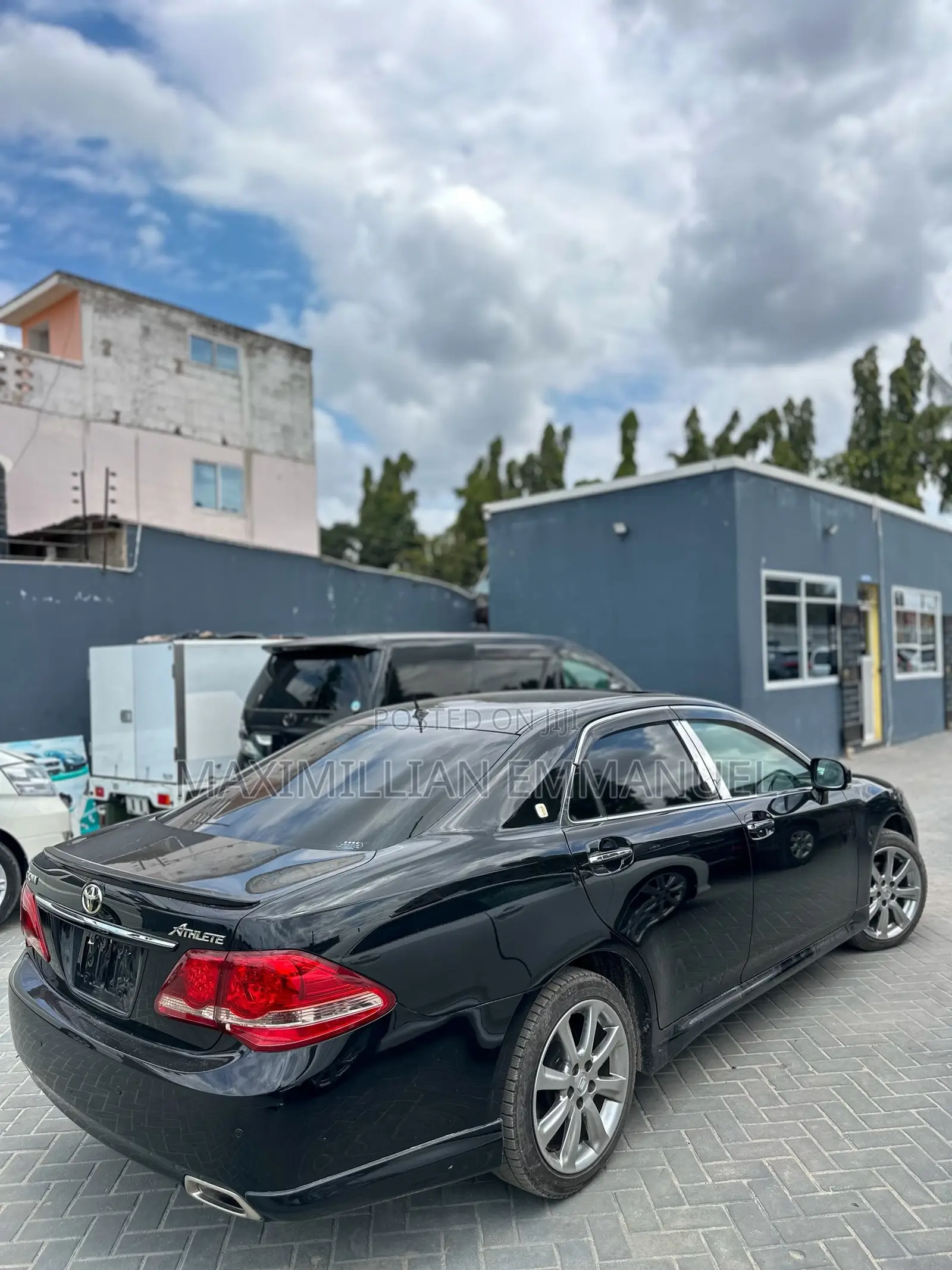 Toyota Crown 2009 Black