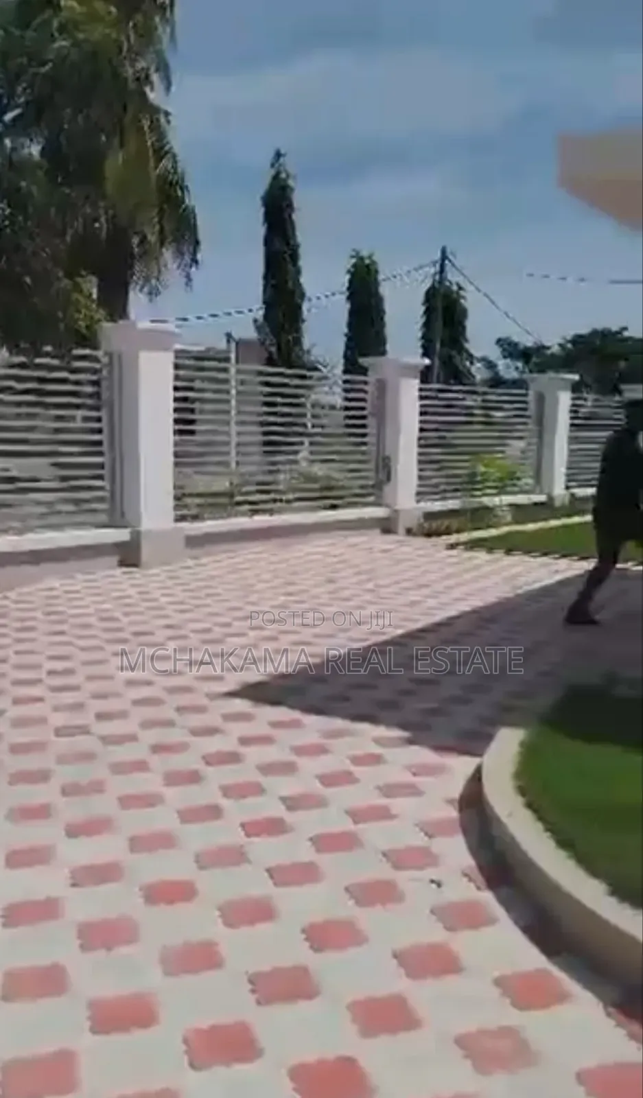 3bdrm House in Mchakama Real Estate, Mbweni for sale