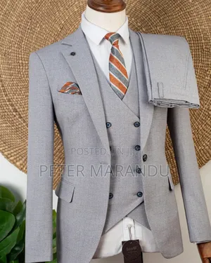 Suti Kali Ya Mvi (Joselino Light Grey 3-Piece Suit) – Inauzwa!