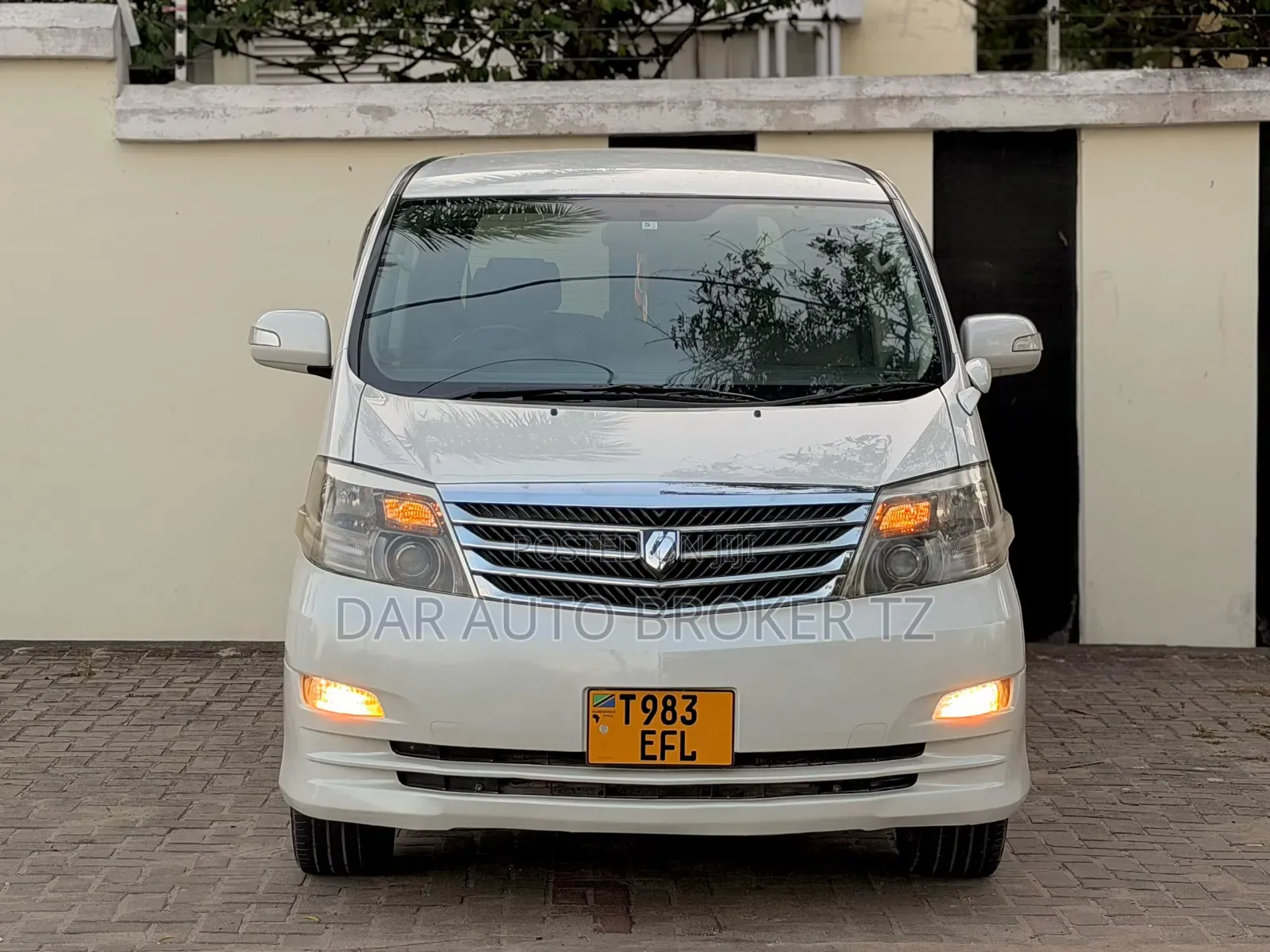 Toyota Alphard 2006 White
