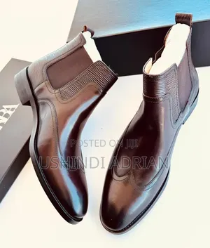 travolta Boot, Premium Class
