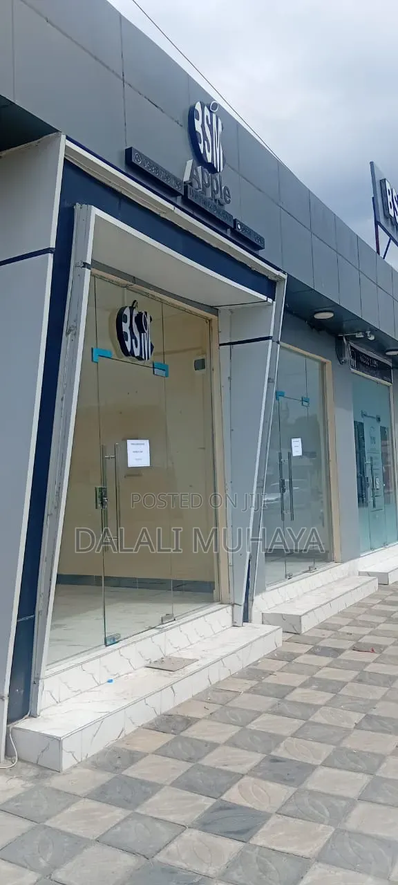 10bdrm House in Makumbusho Street, Kijitonyama for sale