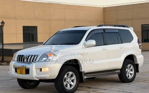 Toyota Land Cruiser Prado 2007 White