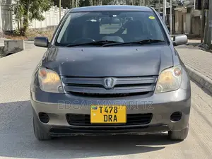 Toyota IST 2004 Gray