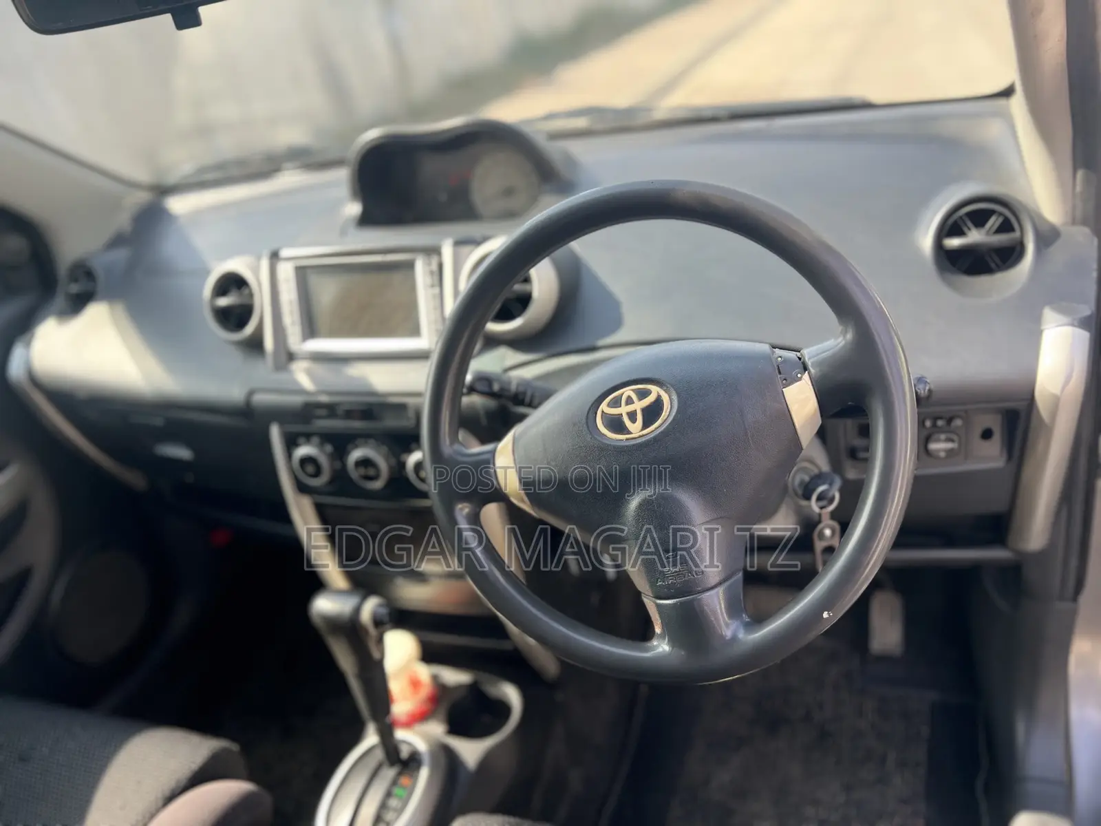 Toyota IST 2004 Gray