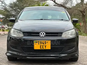 Volkswagen Polo 2013 Black