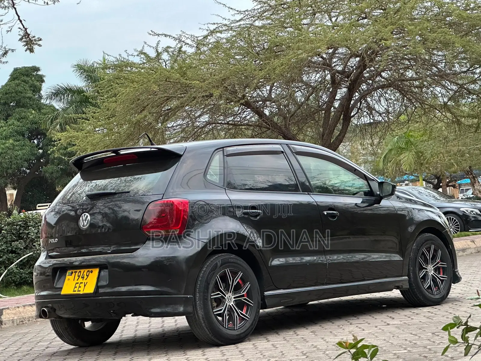 Volkswagen Polo 2013 Black