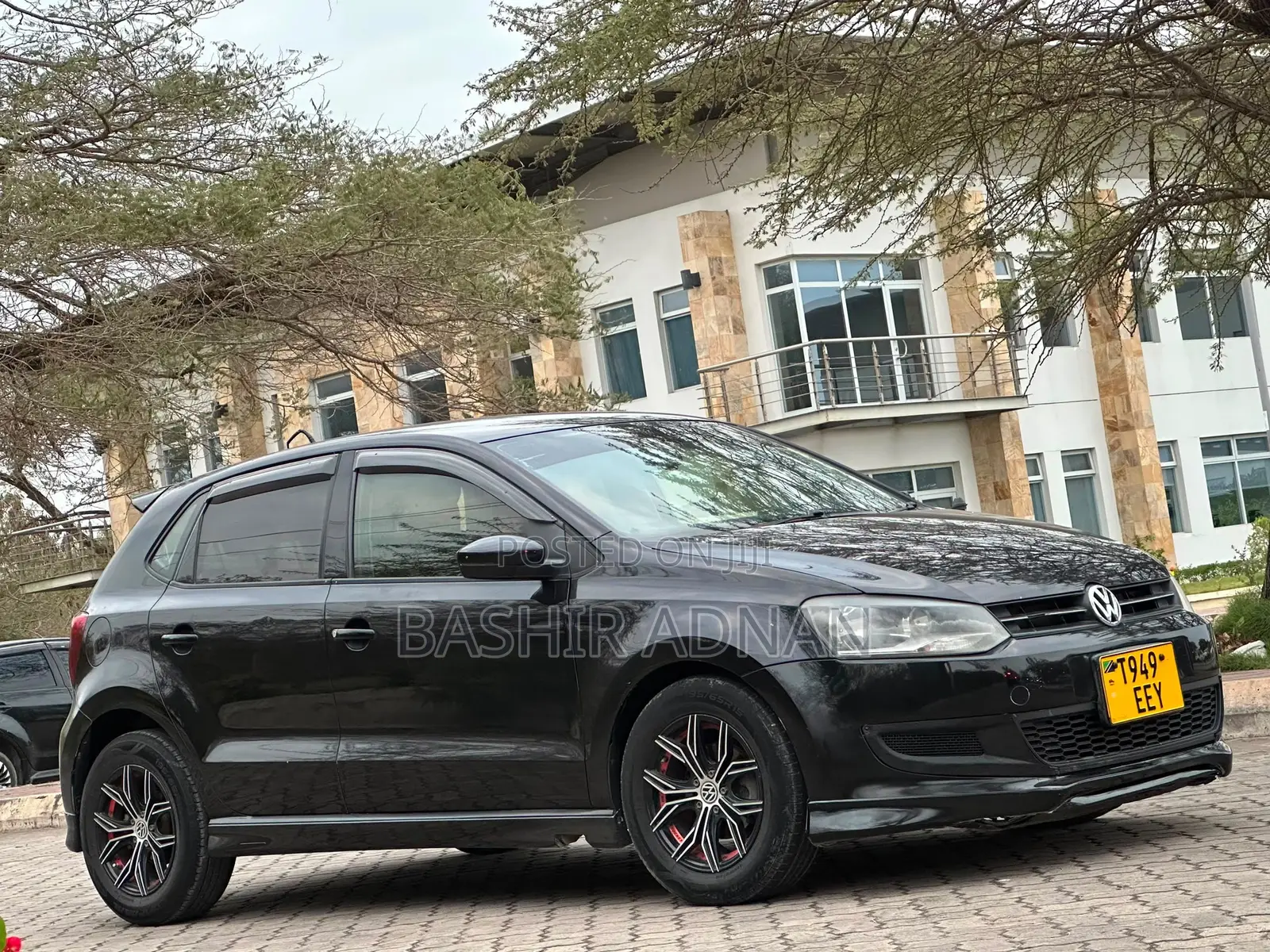 Volkswagen Polo 2013 Black