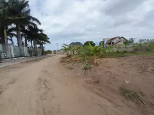 Kiwanja Kinauzwa Kigamboni Kibada