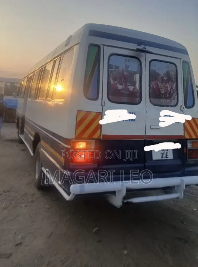 Toyota Coaster 2000 White