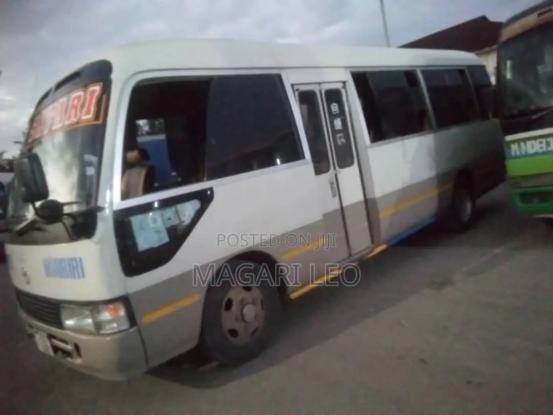 Toyota Coaster 2003 White