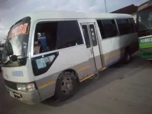 Toyota Coaster 2003 White