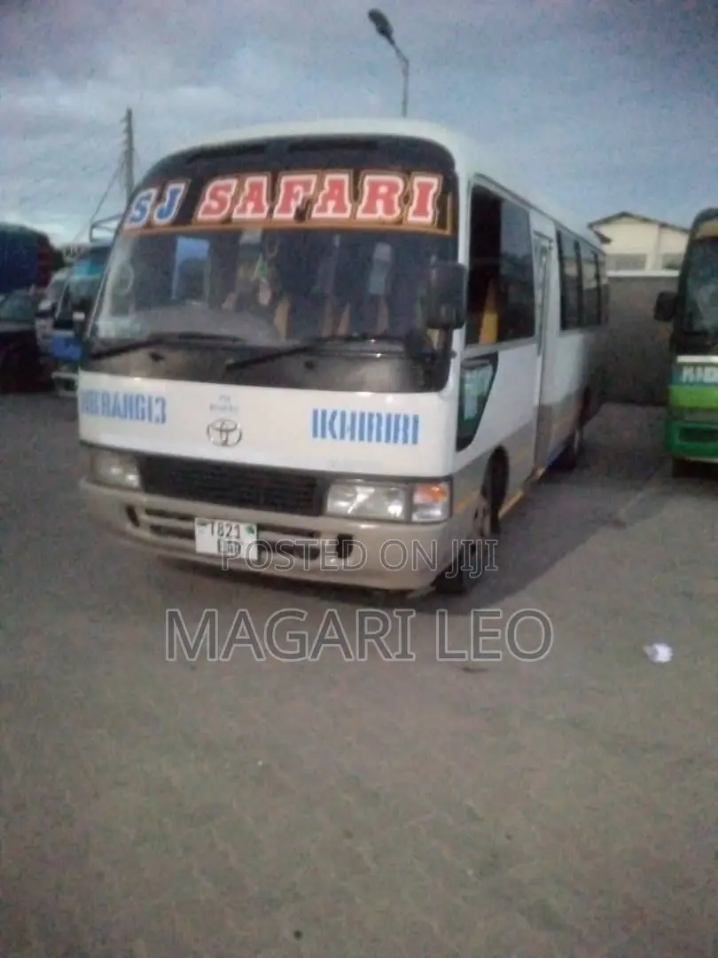 Toyota Coaster 2003 White