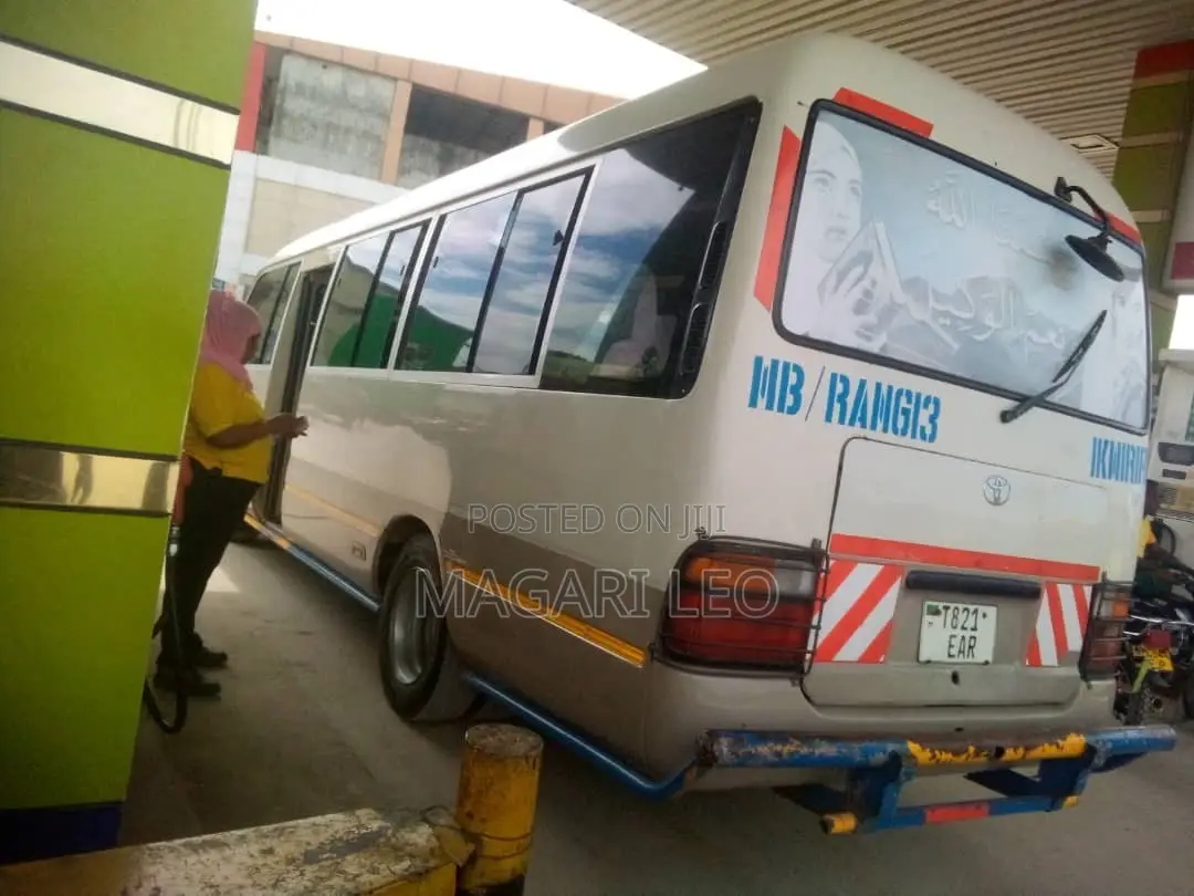 Toyota Coaster 2003 White