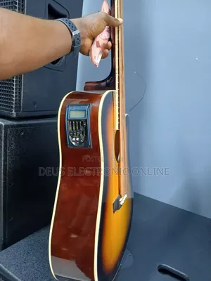 Full Set Acoustic Guitars Electric and Normal 300,000, Belt, Bag