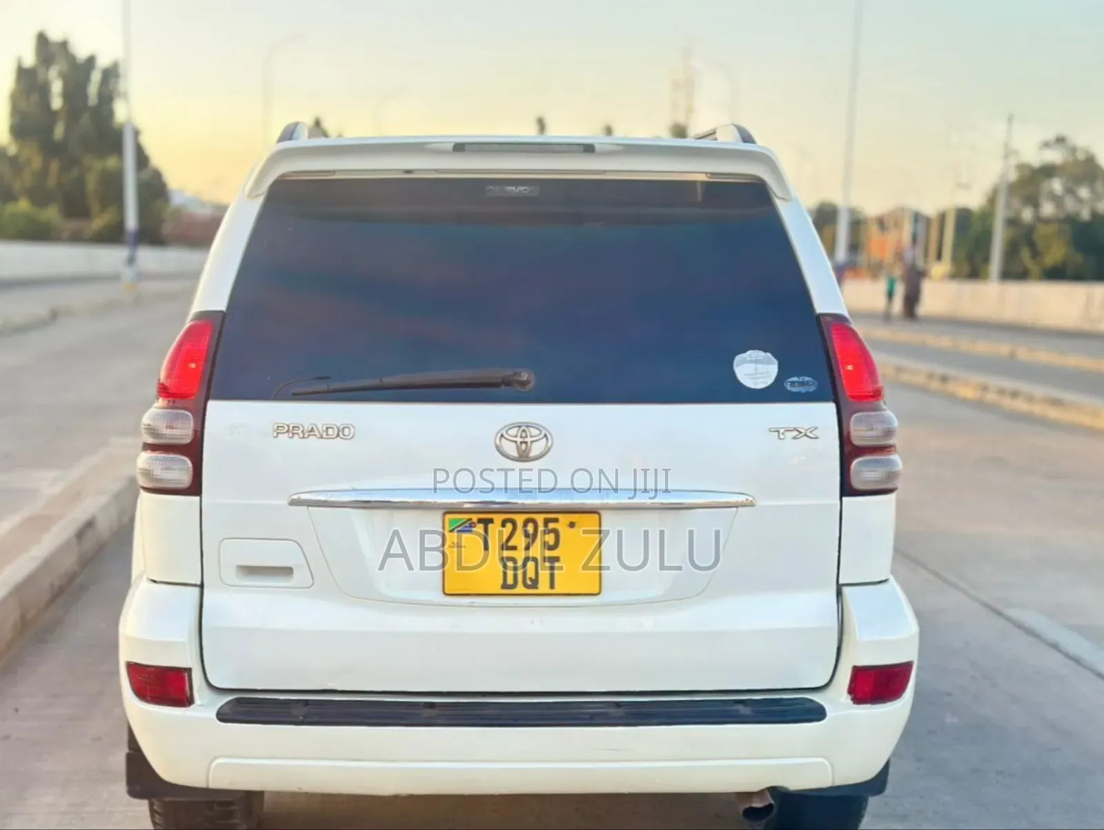 Toyota Land Cruiser Prado 2006 White