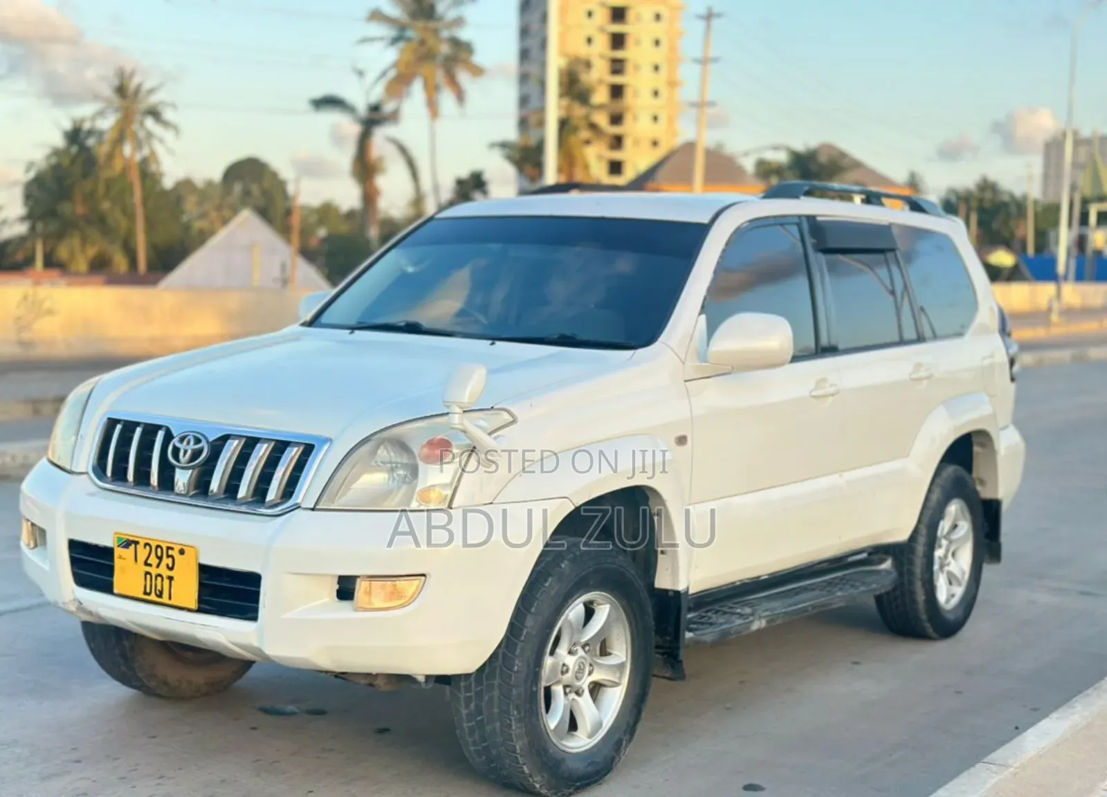 Toyota Land Cruiser Prado 2006 White